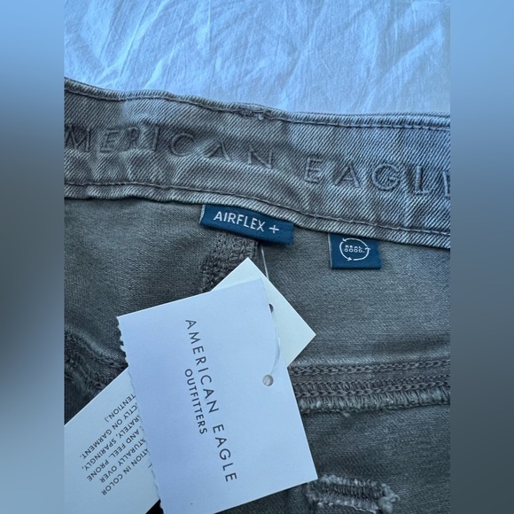 American Eagle Mens 33x27 Jeans Airflex + Athletic Fit Stone Gray NWT - Picture 2 of 10